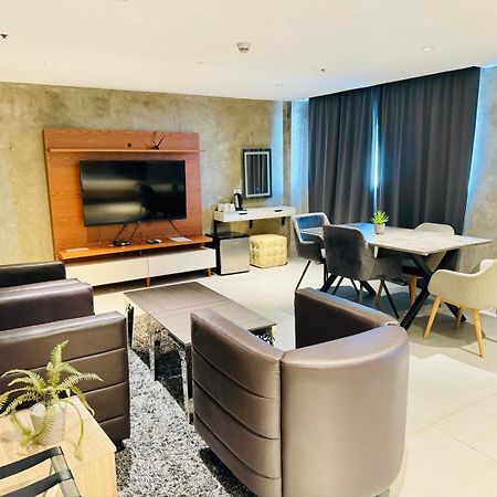 City Park Hotel Residences Taguig Dış mekan fotoğraf
