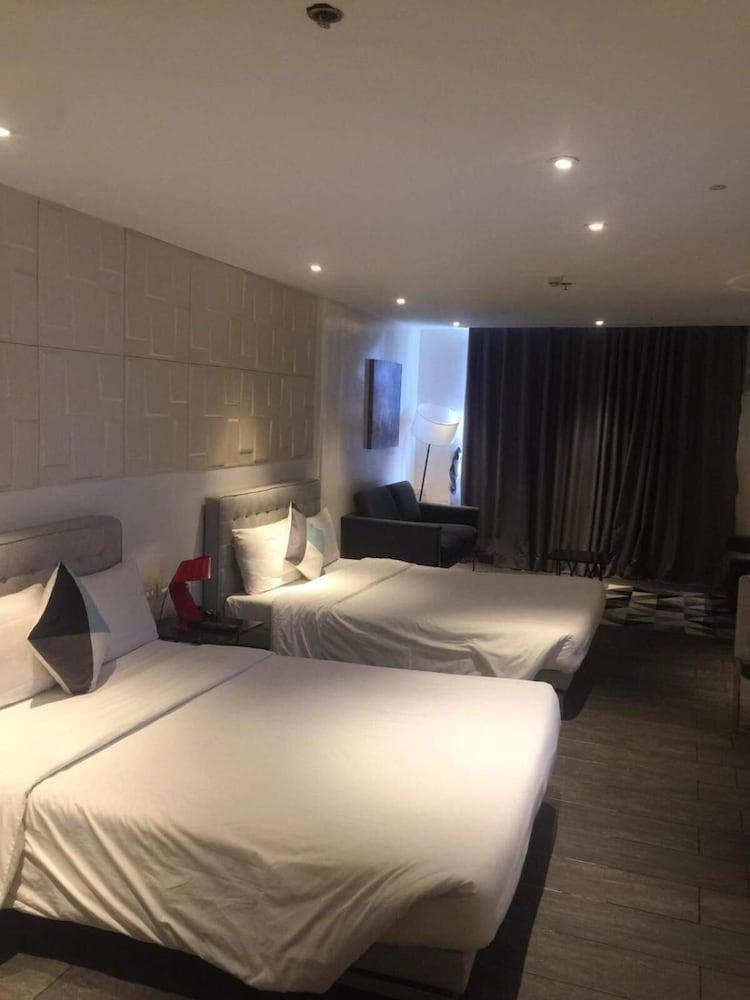 City Park Hotel Residences Taguig Dış mekan fotoğraf