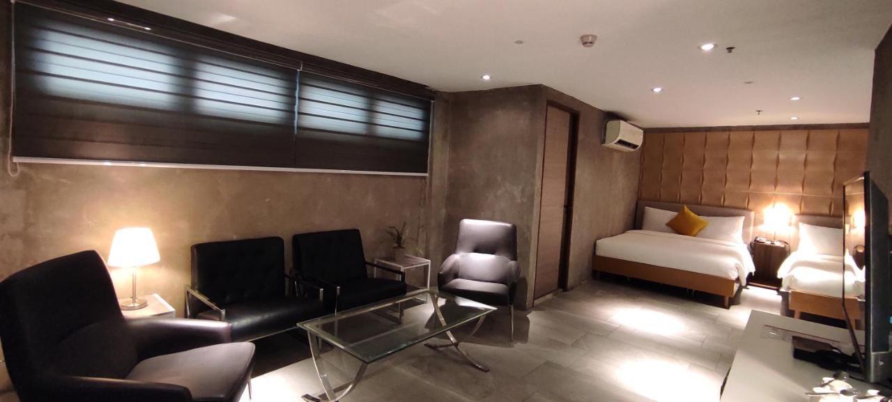 City Park Hotel Residences Taguig Dış mekan fotoğraf