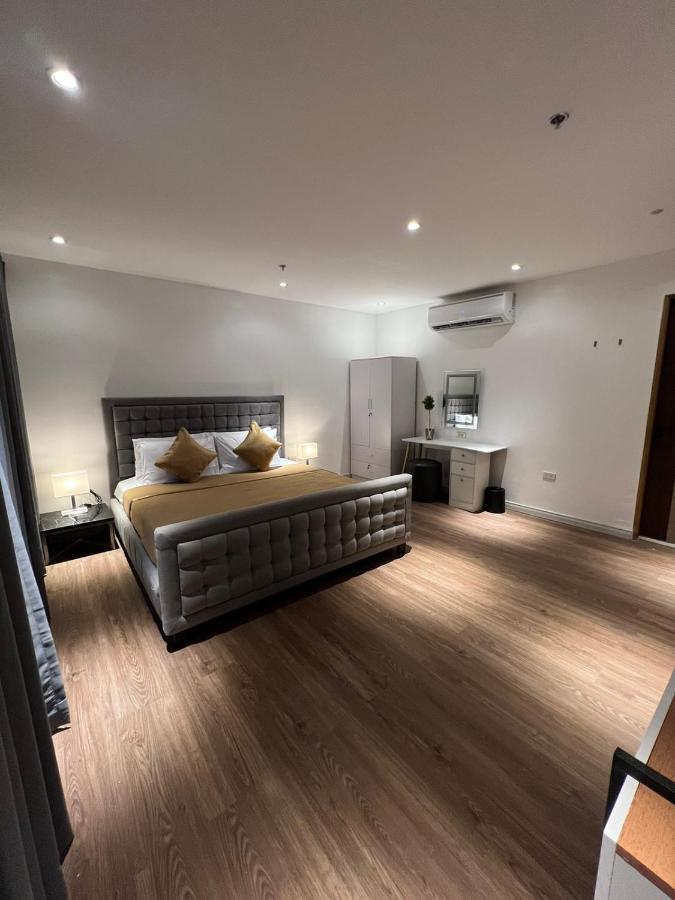 City Park Hotel Residences Taguig Dış mekan fotoğraf