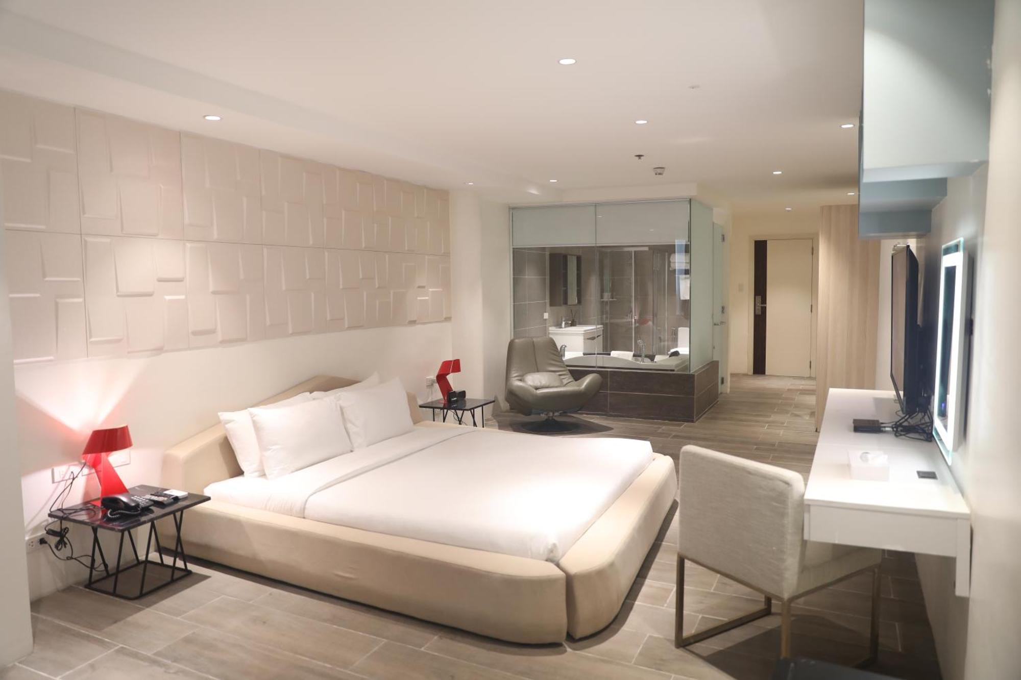 City Park Hotel Residences Taguig Dış mekan fotoğraf