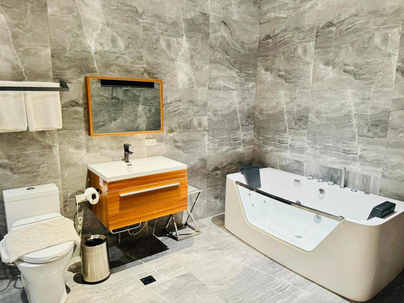City Park Hotel Residences Taguig Dış mekan fotoğraf
